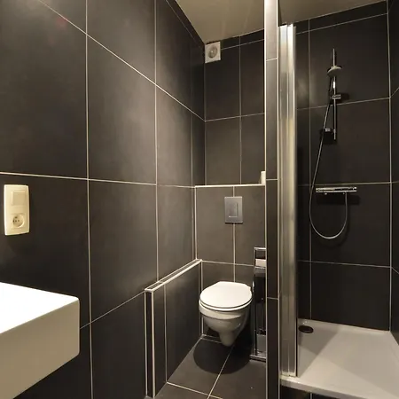 In With Garden Nyaraló