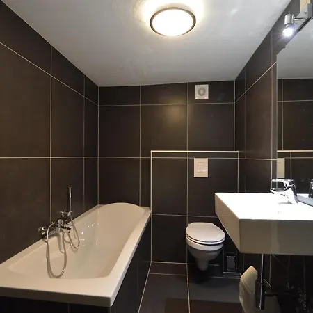 In With Garden * Marcourt